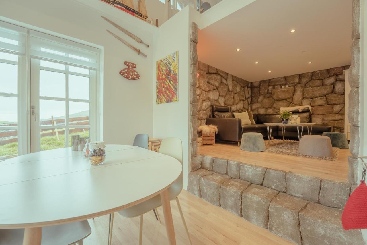 Luxurious Farm House - Á Snætu - Unique Sandavágur Extérieur photo